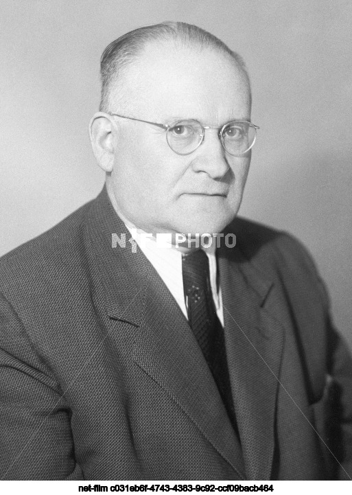 Director of the Radiotechnical Institute of the USSR Academy of Sciences A.L. Mints