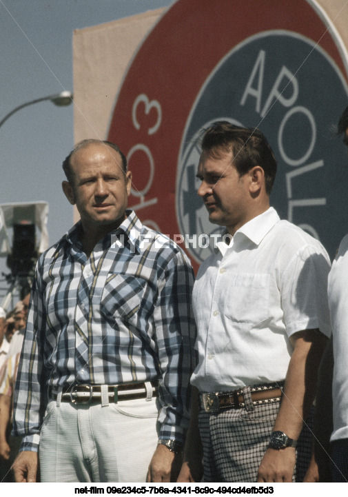 Preparation for a joint space flight under the Soyuz-Apollo program