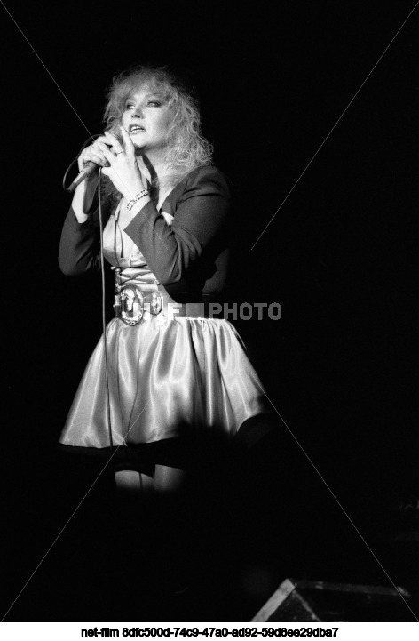 Эстрадная певица А.Б. Пугачева