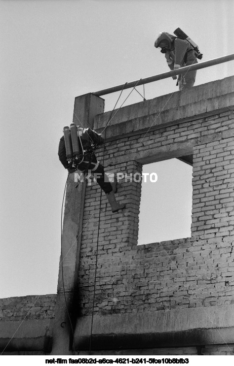 Показательные учения спасателей в Московской области