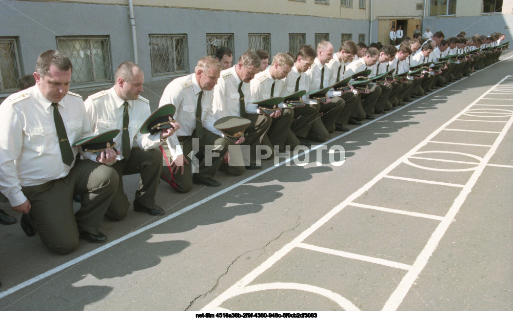 Выпуск офицеров в Академии федеральной пограничной службы РФ в Москве