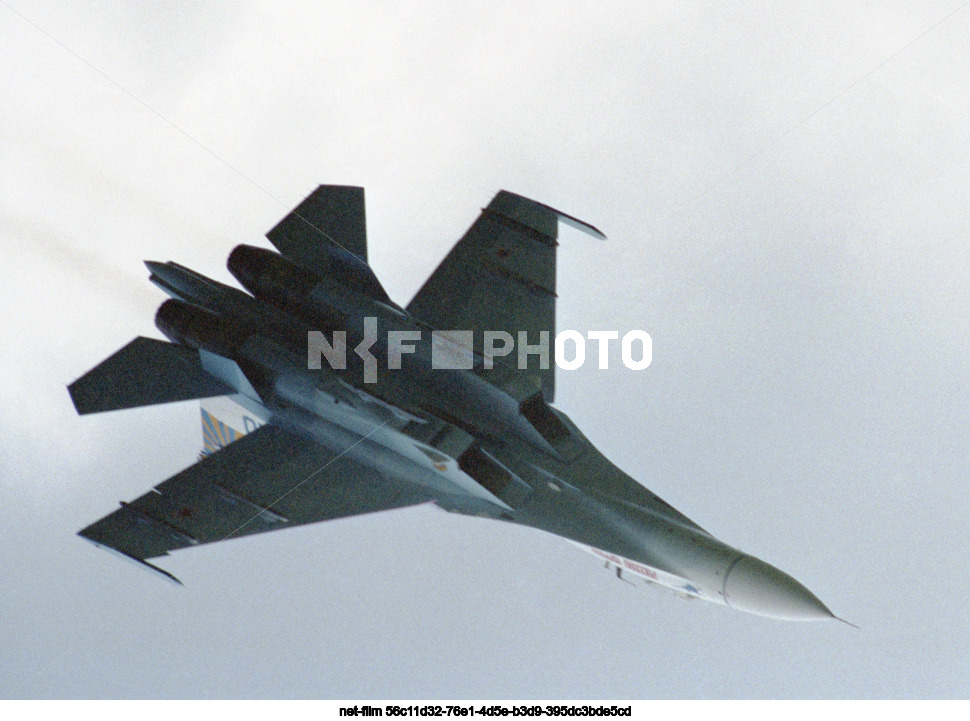 IV Международный авиационно-космический салон МАКС-1999 в Жуковском