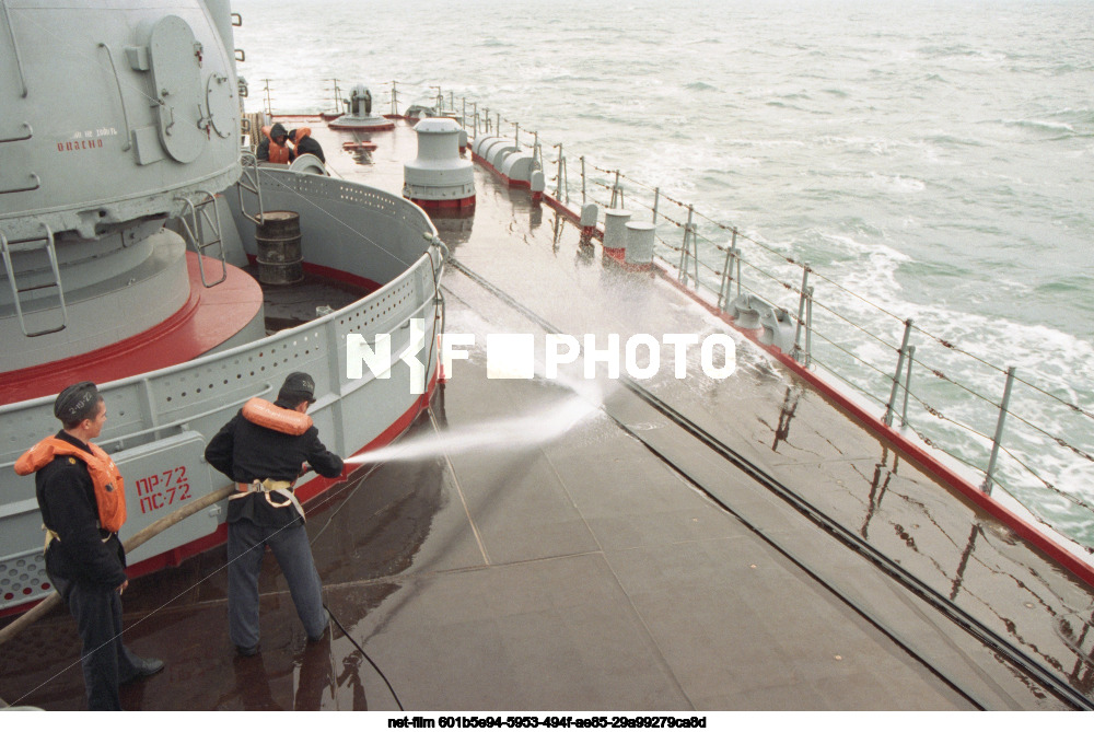 Эсминец "Настойчивый" ВМФ России