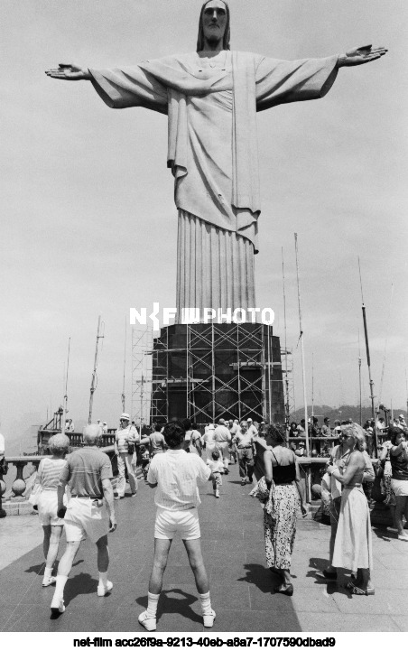 Статуя Христа-Искупителя в Рио-де-Жанейро