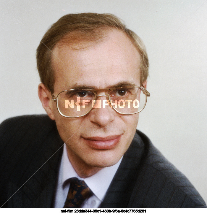 Minister of Fuel and Energy of the Russian Federation V.M. Lopukhin