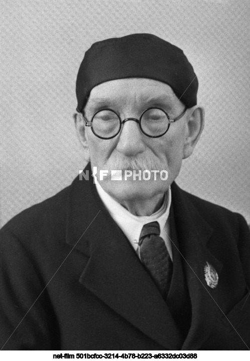 Director of the Institute of General and Inorganic Chemistry of the USSR Academy of Sciences N.S. Kurnakov