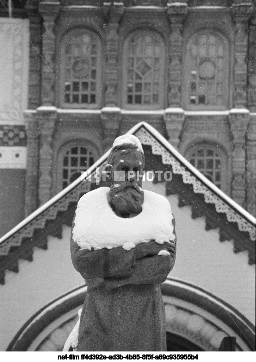 Памятник П.М. Третьякову в Москве