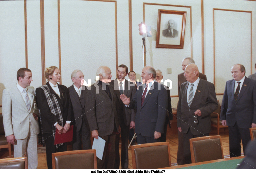 Visit of the delegation of the Congress of Nobel Prize Laureates to the USSR