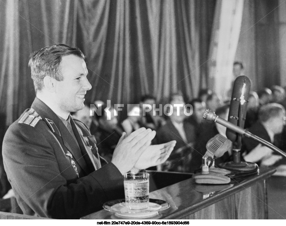 Meeting of writers with cosmonaut Yuri Gagarin in Moscow