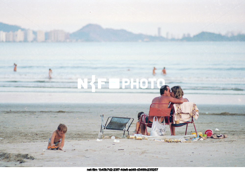 Жители Сантуса