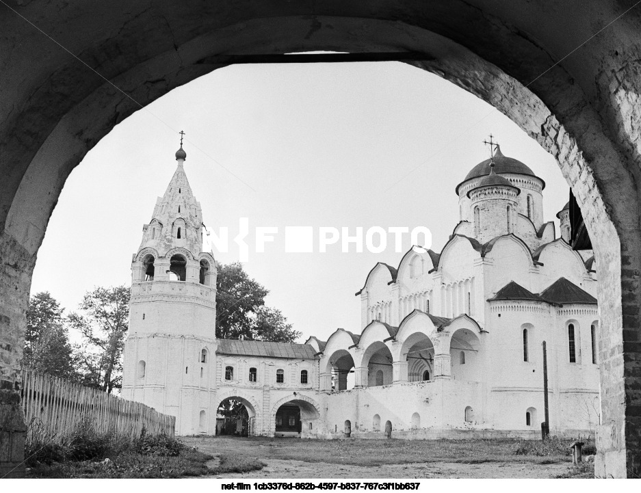 Покровский монастырь в Суздале