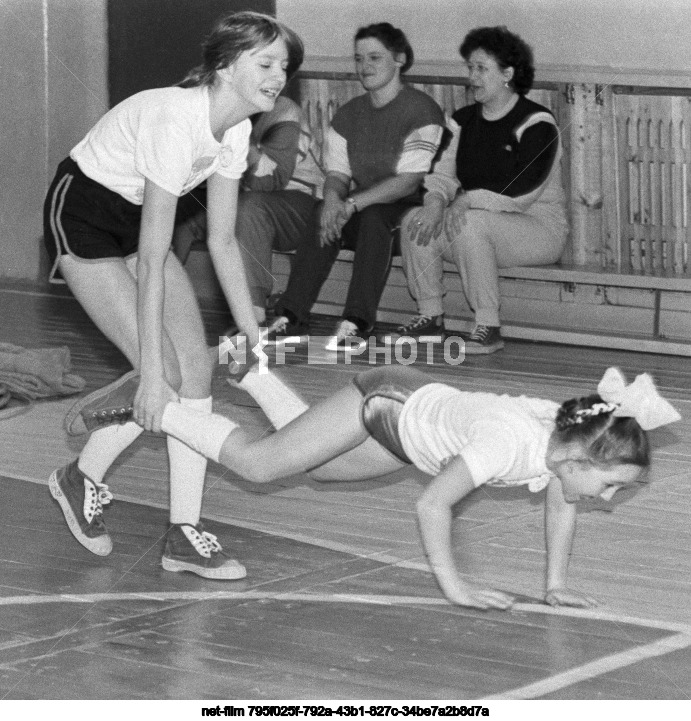 "Веселые старты" в совхозе "Новгородский" в Новгородской области