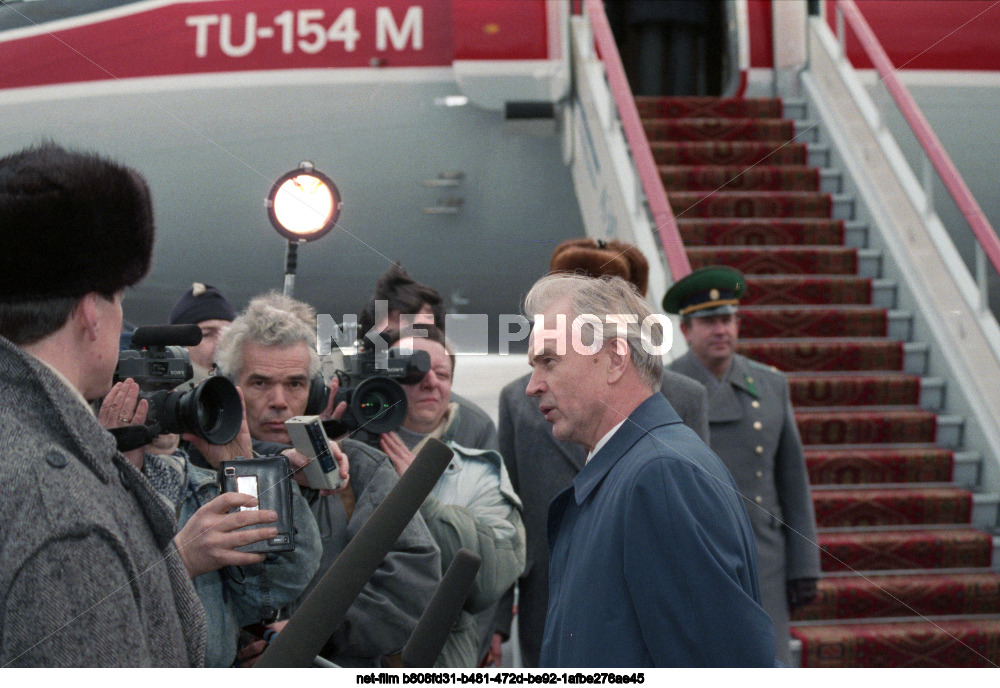 H. Modrow's visit to the USSR