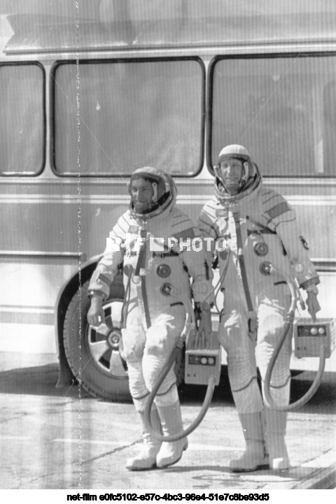 Launch of the Soyuz-22 spacecraft at Baikonur