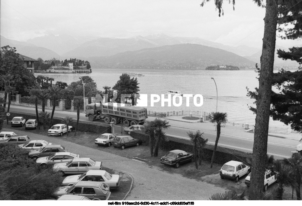 Виды города Стреза