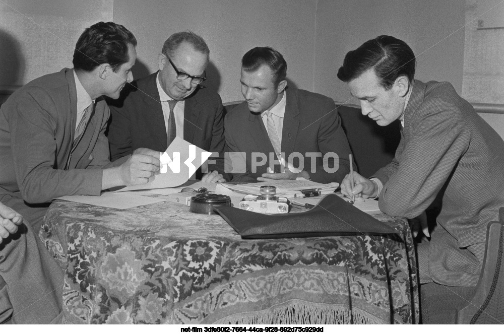 Interview of Yuri Gagarin to the American newspaper "National Guardian" in Moscow