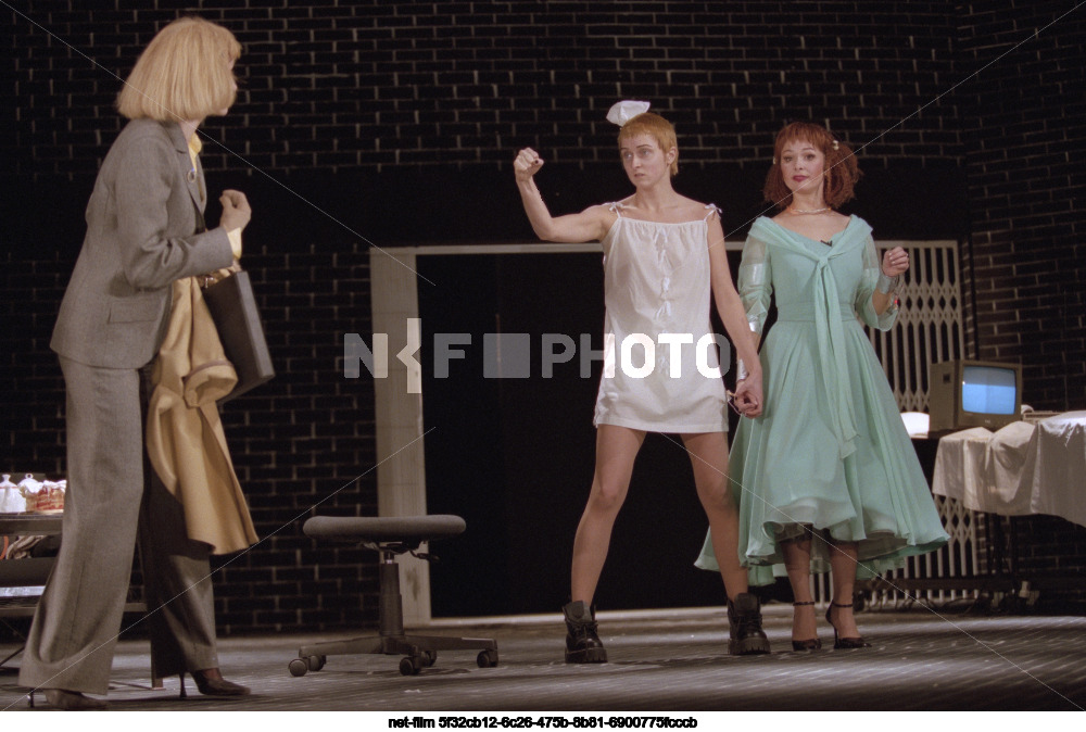 Премьера спектакля "Синтезатор Любви" в Театре им. Вл. Маяковского