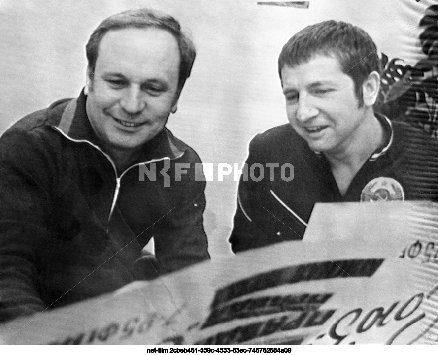Rest of the crew of the Soyuz-24 spacecraft at Baikonur after landing