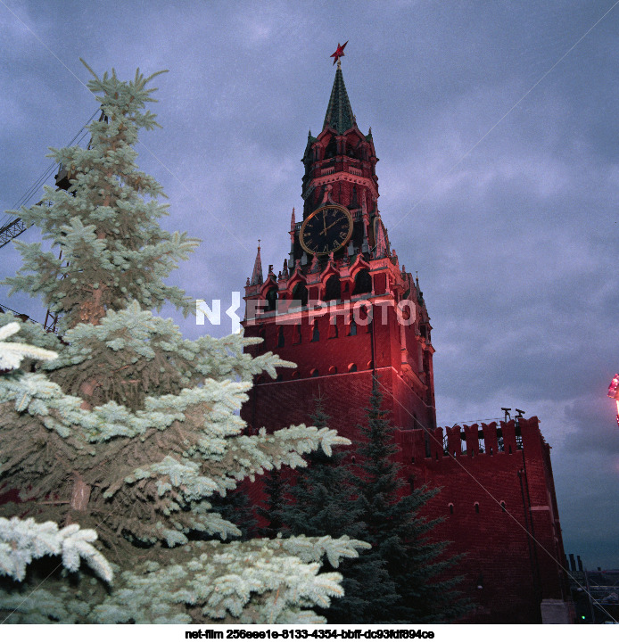 Спасская башня Московского Кремля