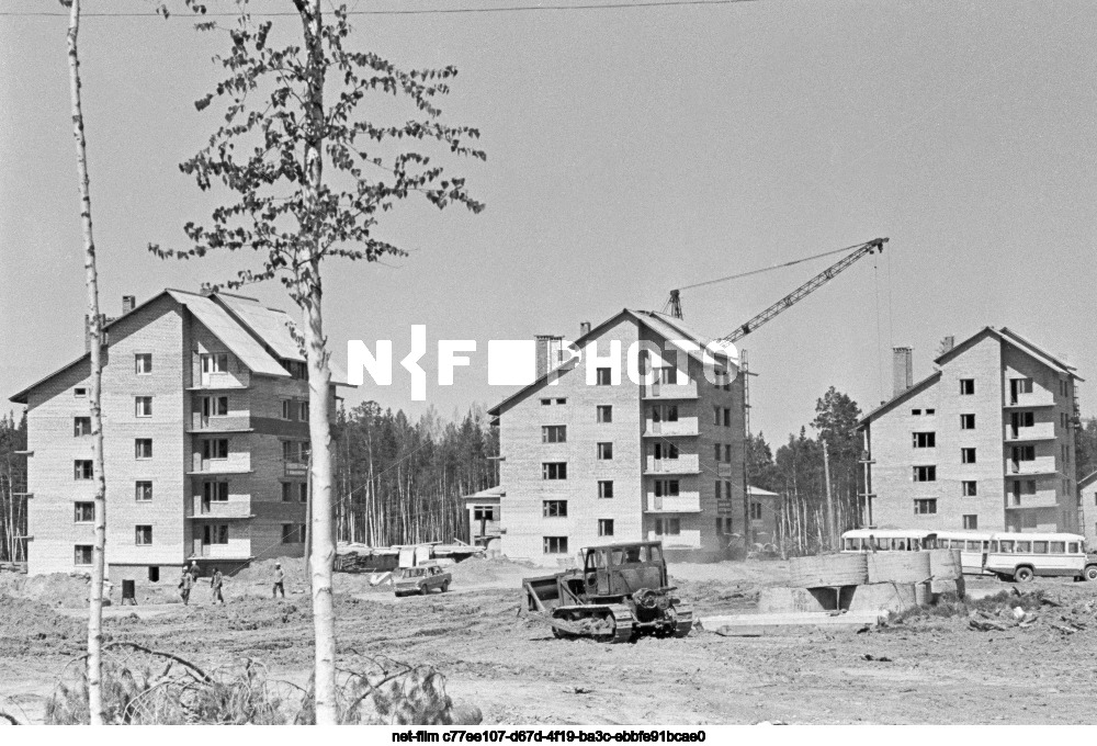 Строительство поселка Улькан в Иркутской области