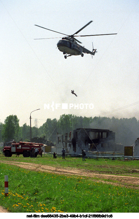 Показательные учения спасателей в Московской области