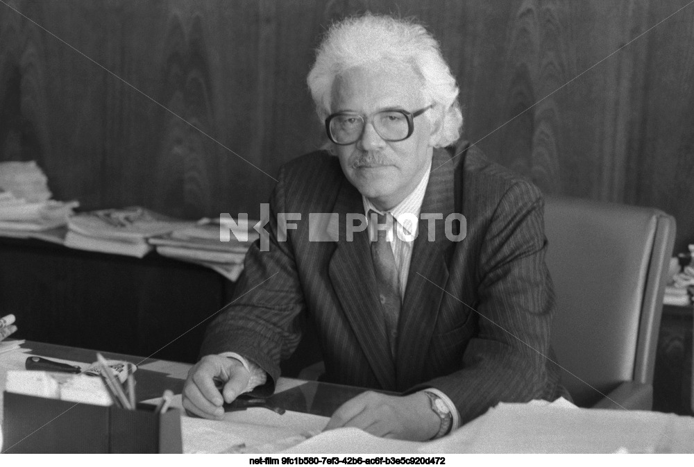 First Deputy Director General of ITAR-TASS Yu.D. Poroikov