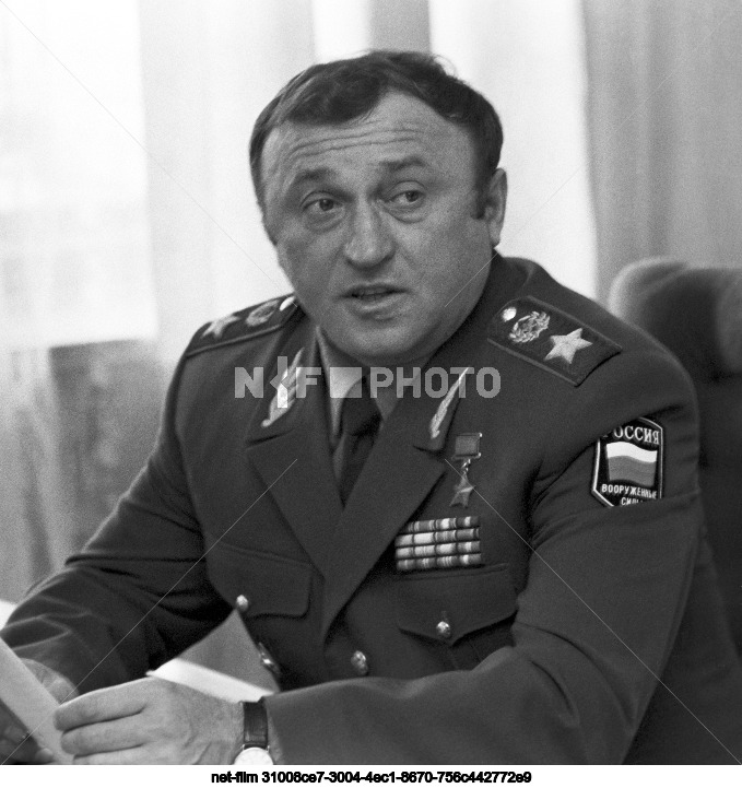 Министр обороны РФ П.С. Грачев