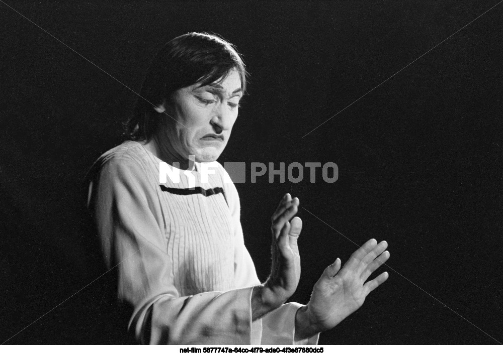 Спектакль "Монолог" артиста "Москонцерта" А. А Елизарова