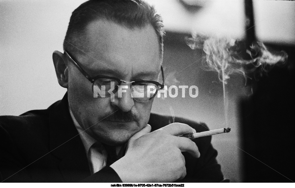 Вирусолог В. М. Жданов