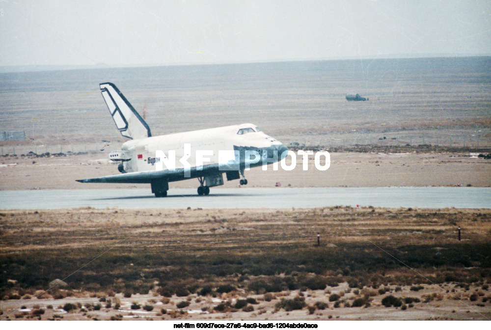 Landing of the reusable orbital spacecraft Buran at Baikonur