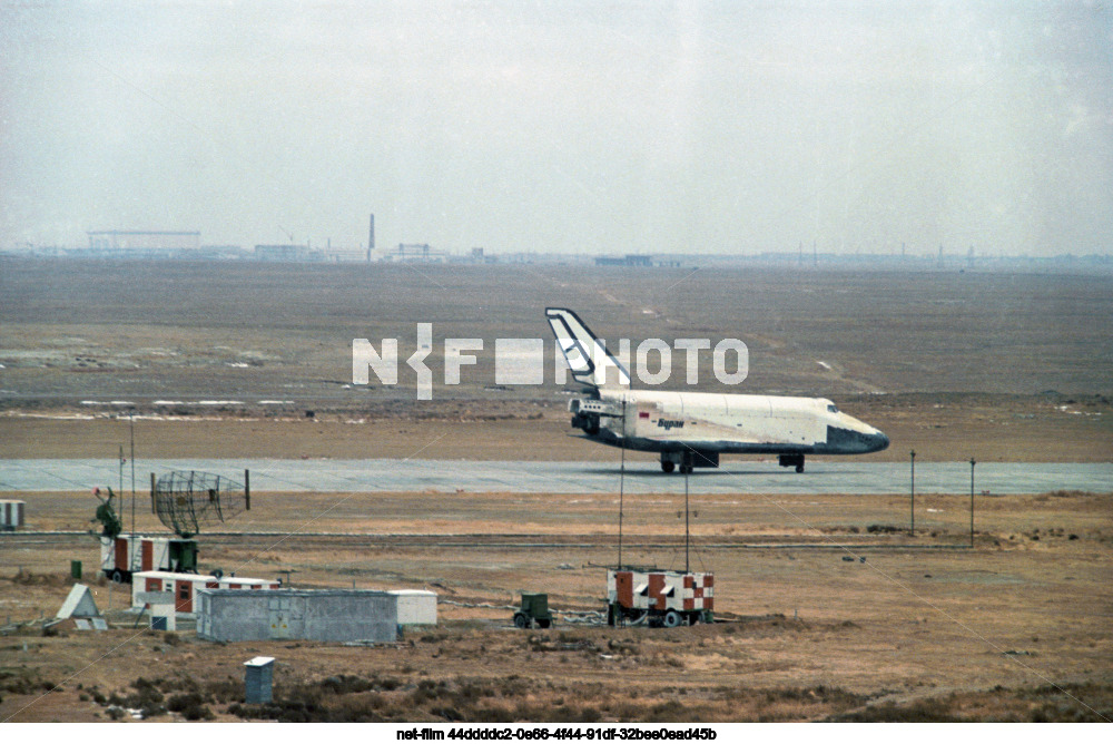 Landing of the reusable orbital spacecraft Buran at Baikonur