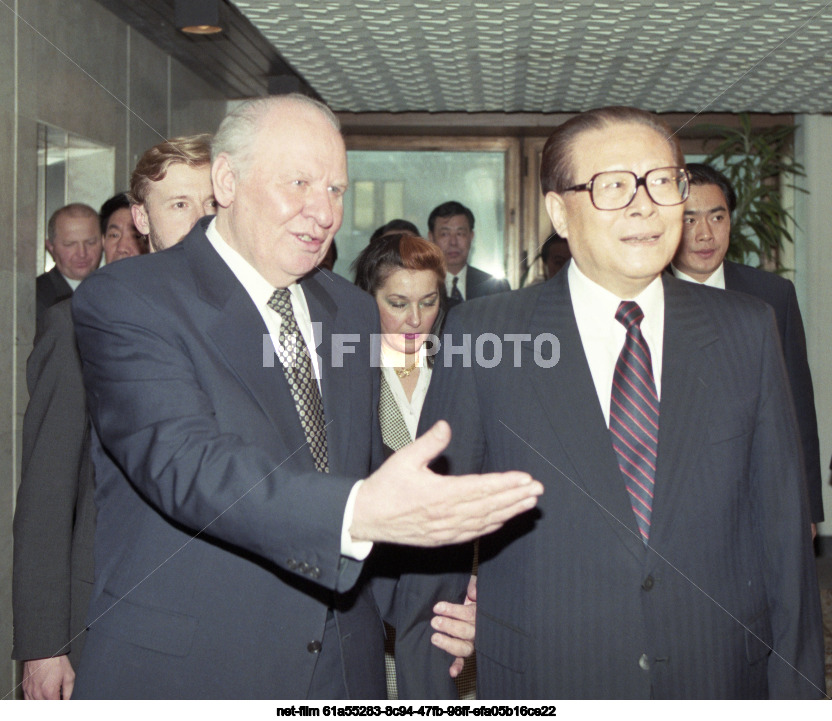 Jiang Zemin's visit to Russia