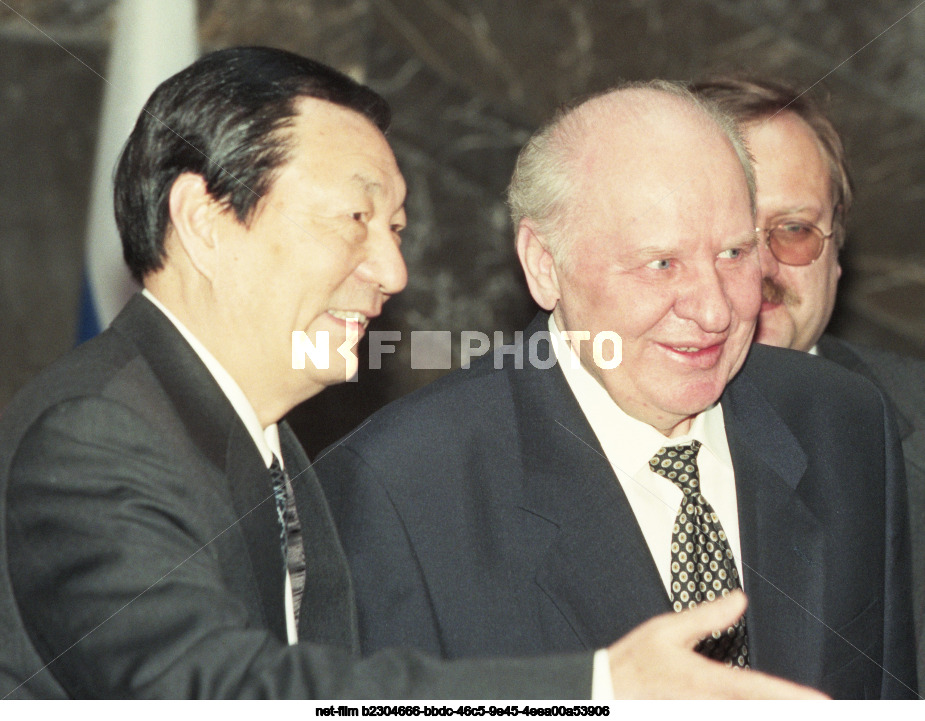 Zhu Rongji's visit to Russia