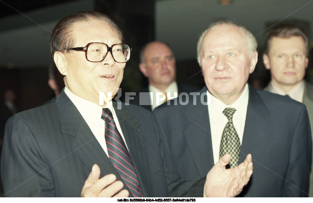 Jiang Zemin's visit to Russia