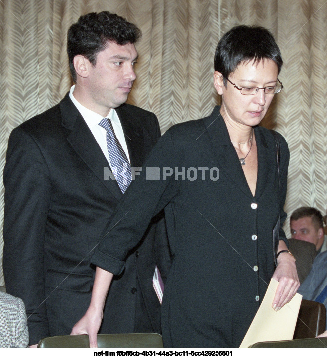 Политики И.М. Хакамада и Б.Е. Немцов