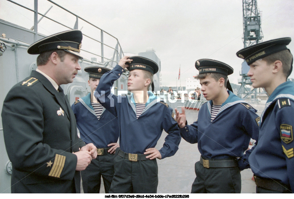 Эсминец "Настойчивый" ВМФ России