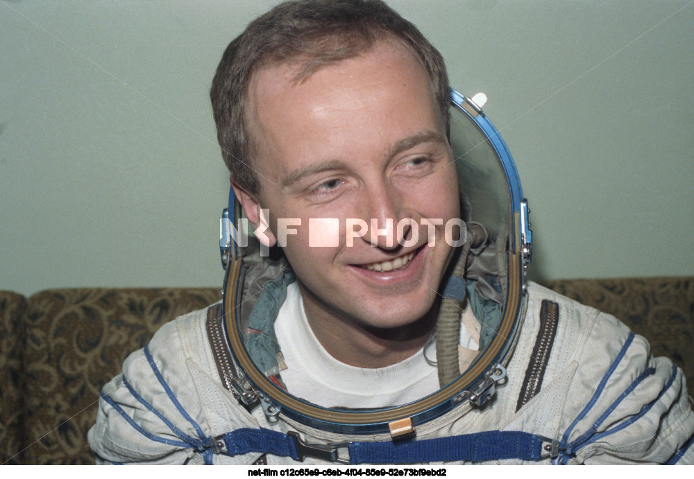 Pre-flight training of the Soyuz TM-13 spacecraft crews in Star City