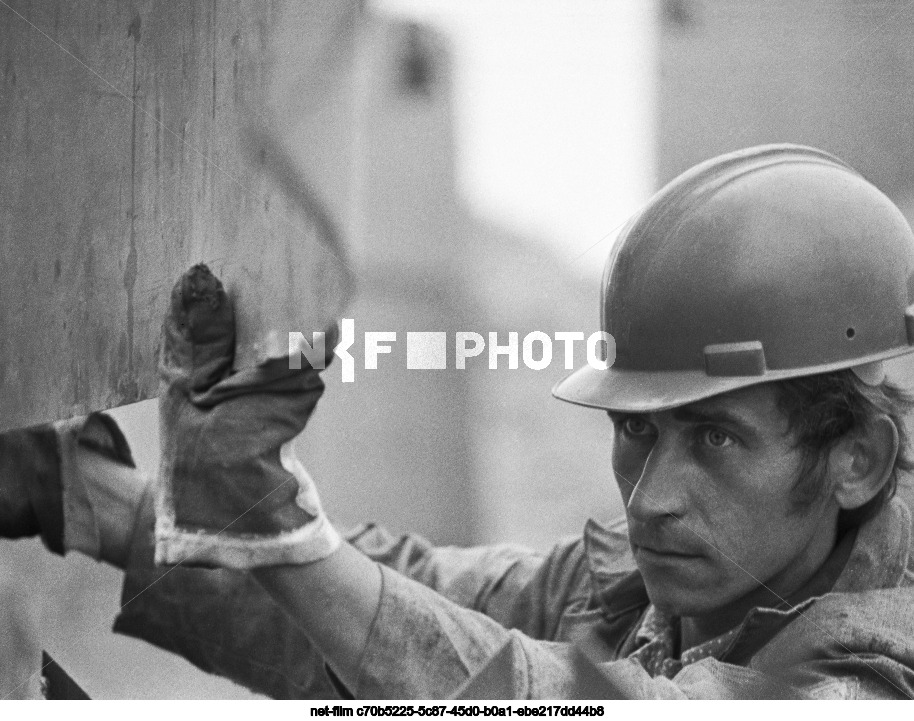 Construction of the Smolensk NPP