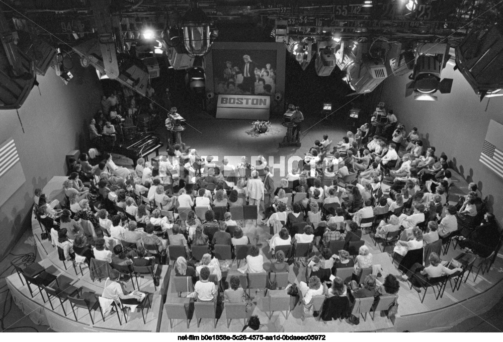 Teleconference Leningrad-Boston "Women Talk to Women"