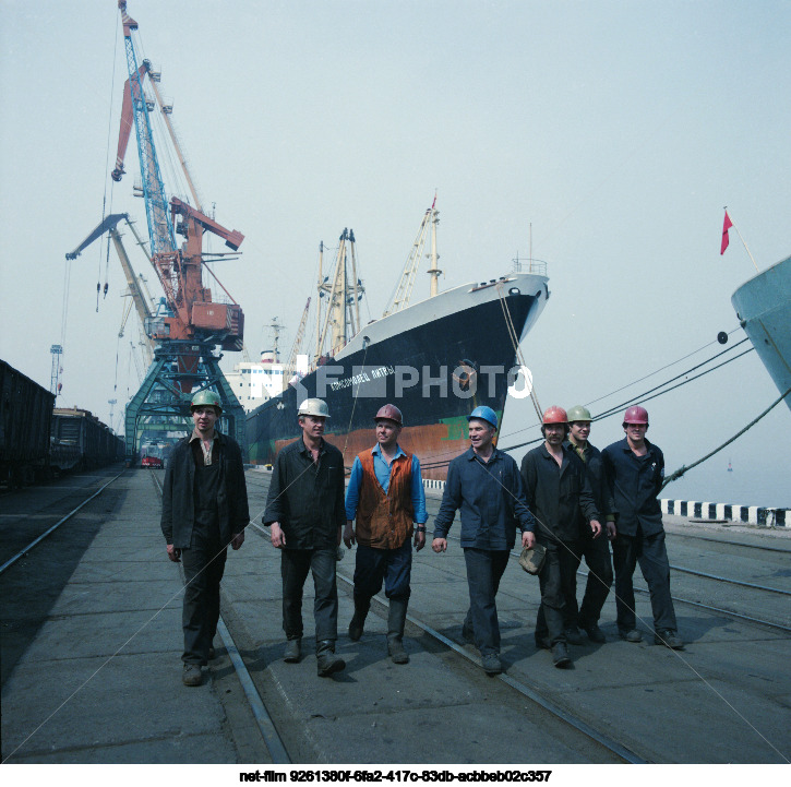 Ленинградский морской торговый порт