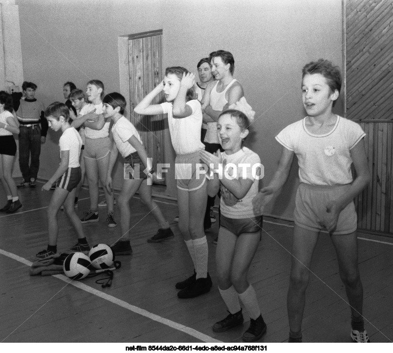 "Веселые старты" в совхозе "Новгородский" в Новгородской области