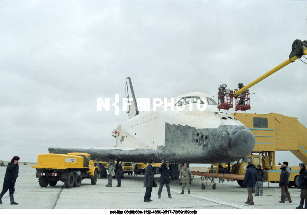 Landing of the reusable orbital spacecraft Buran at Baikonur