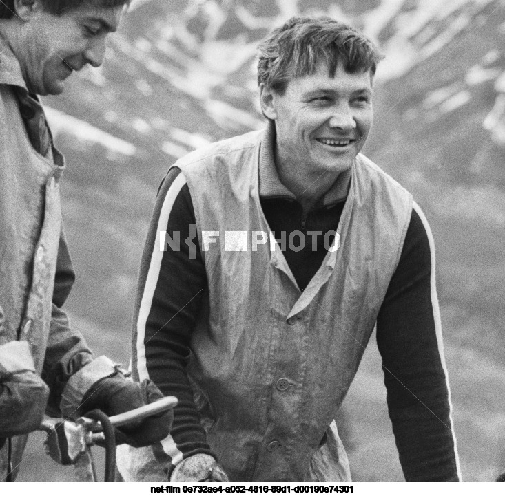 Commander of the construction team named after the XIX Congress of the Komsomol Yu.Yu. Bocharov