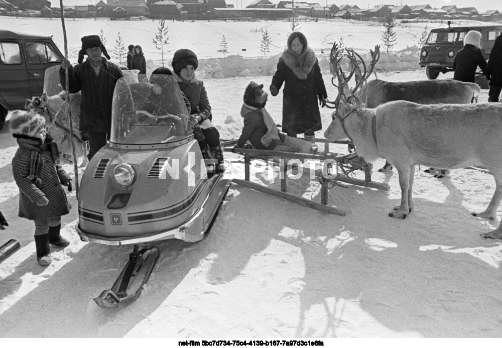 Residents of the village of Yerbogachen in the Irkutsk region