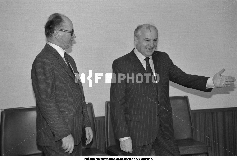 Visit of W. Jaruzelski to the USSR