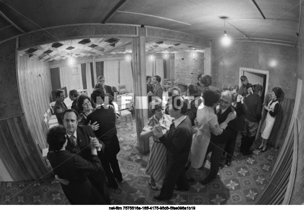 Residents of the village of Novaya Chara in the Chita region