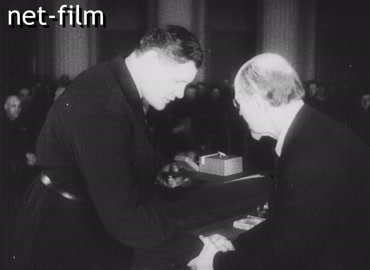 Footage Awarding of designers in the Kremlin. (1942)