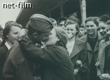 Footage Soviet soldiers leave for the front. (1941)