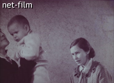 Кинохроника Дети в приемных семьях. (1941-1942)