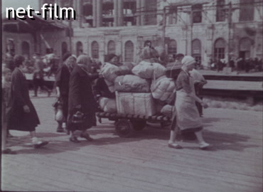 Кинохроника Эвакуация населения на восток страны. (1941)